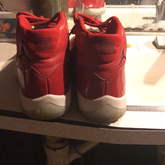 Jordan 11s - Picture 3 of 3